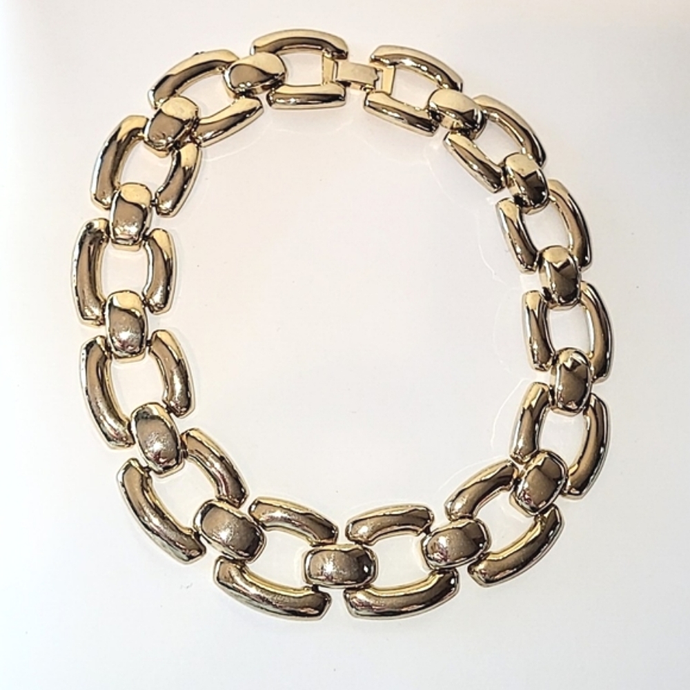 BOLD GOLD BLING NECKLACES, BRACELET JEWELRY LOT - FIVE ITEMS - Picture 6 of 10